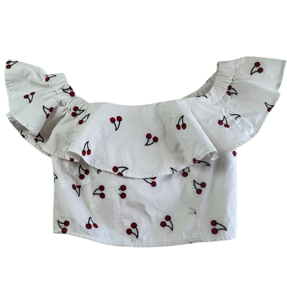 Topshop White Button-Up Blouse